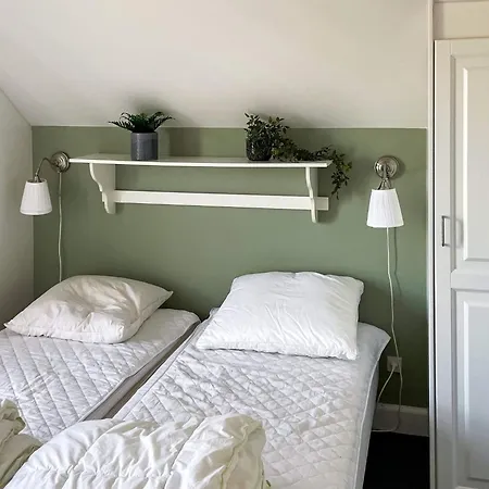 Casa de Férias 8 Person In *
